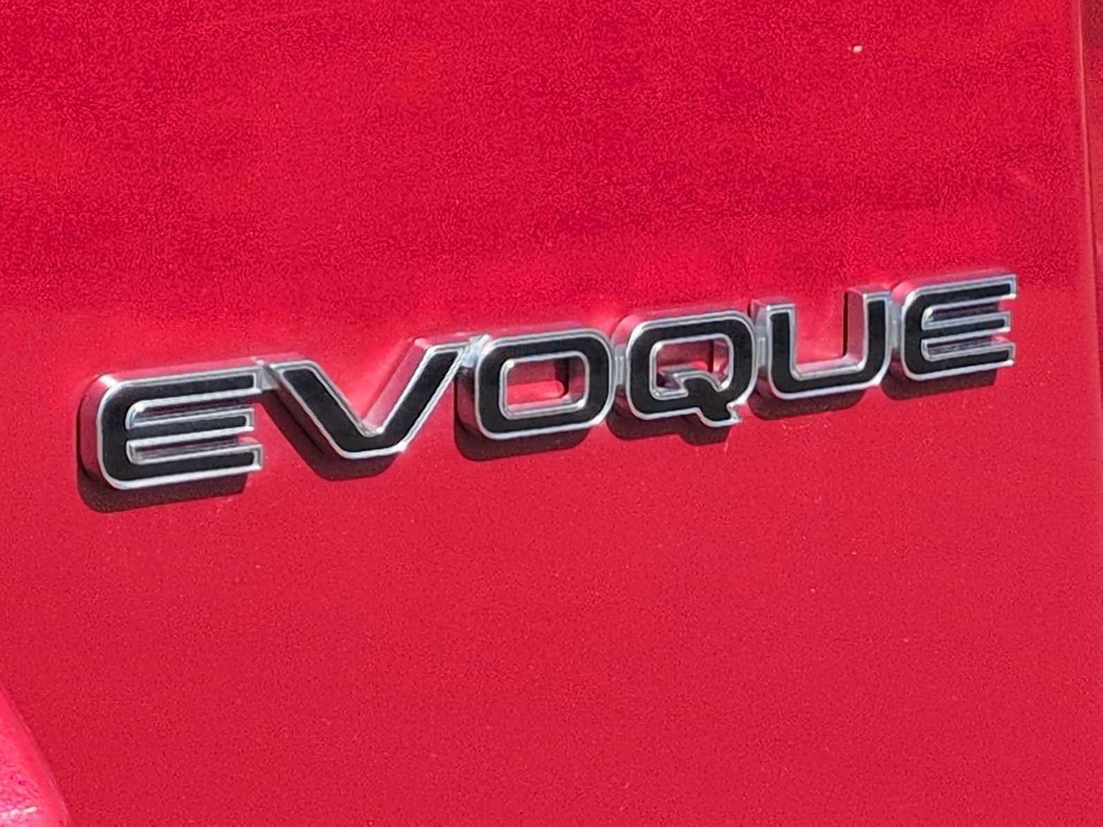 Used 2014 Land Rover Range Rover Evoque Pure Premium image 12