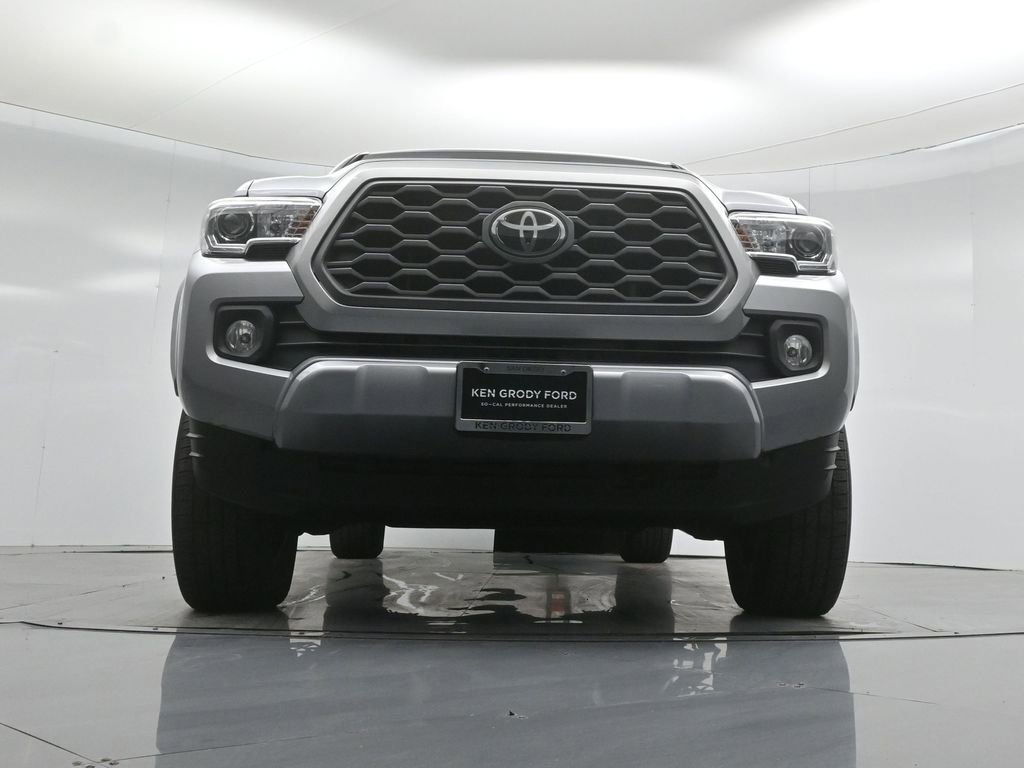 Used 2021 Toyota Tacoma TRD Sport w/ Technology Package AWD/4WD image 43