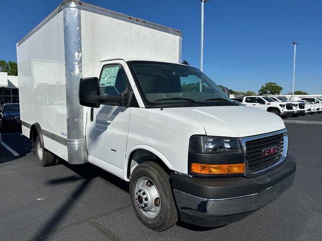 New 2024 GMC Savana 3500 w/ Power Convenience Package RWD image 11