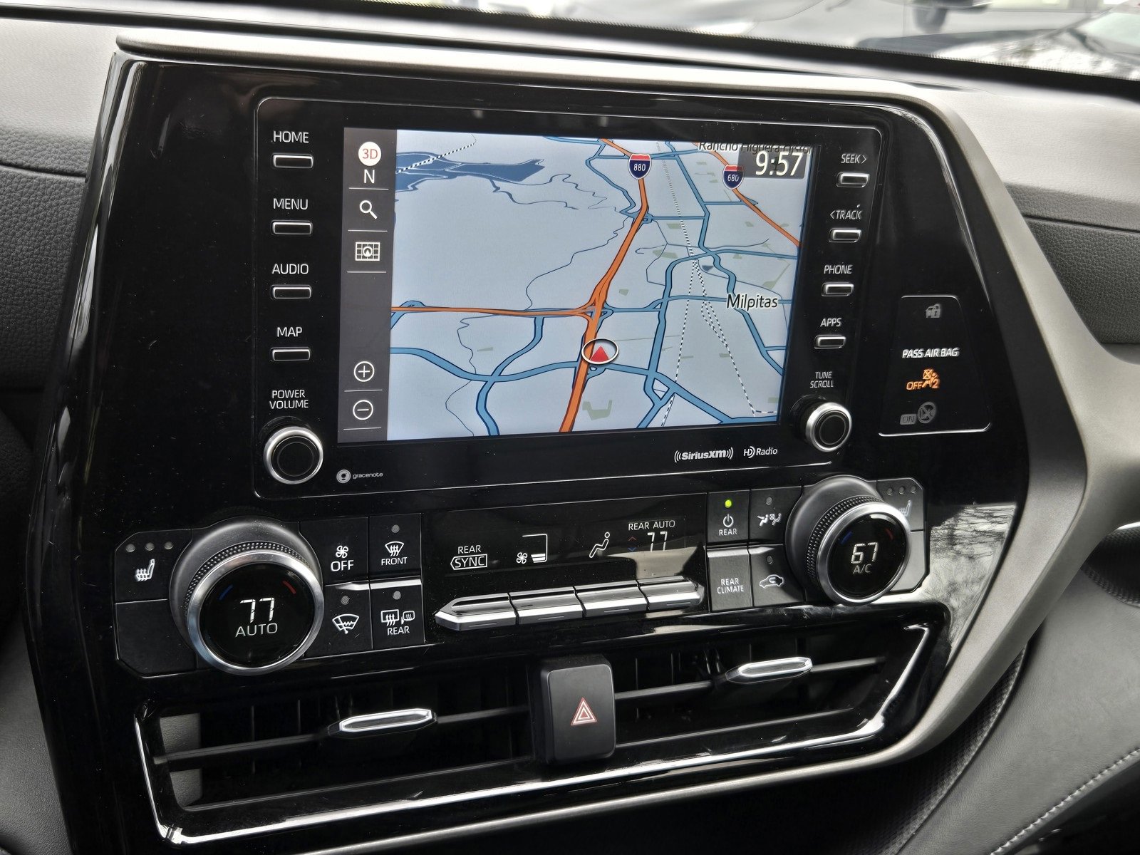 Certified 2022 Toyota Highlander XLE image 15