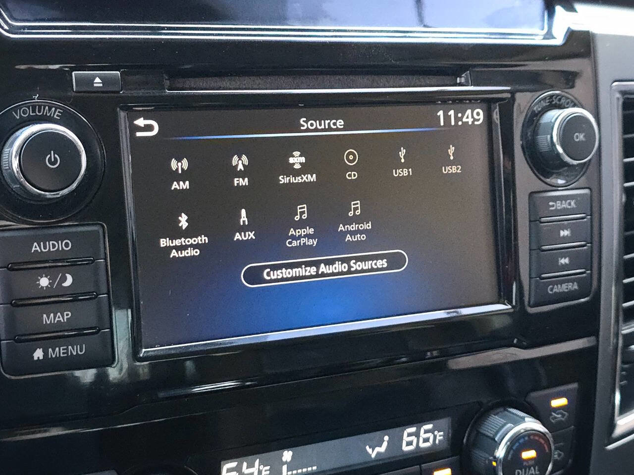 Used 2019 Nissan Titan Platinum Reserve w/ Platinum Utility Package image 10