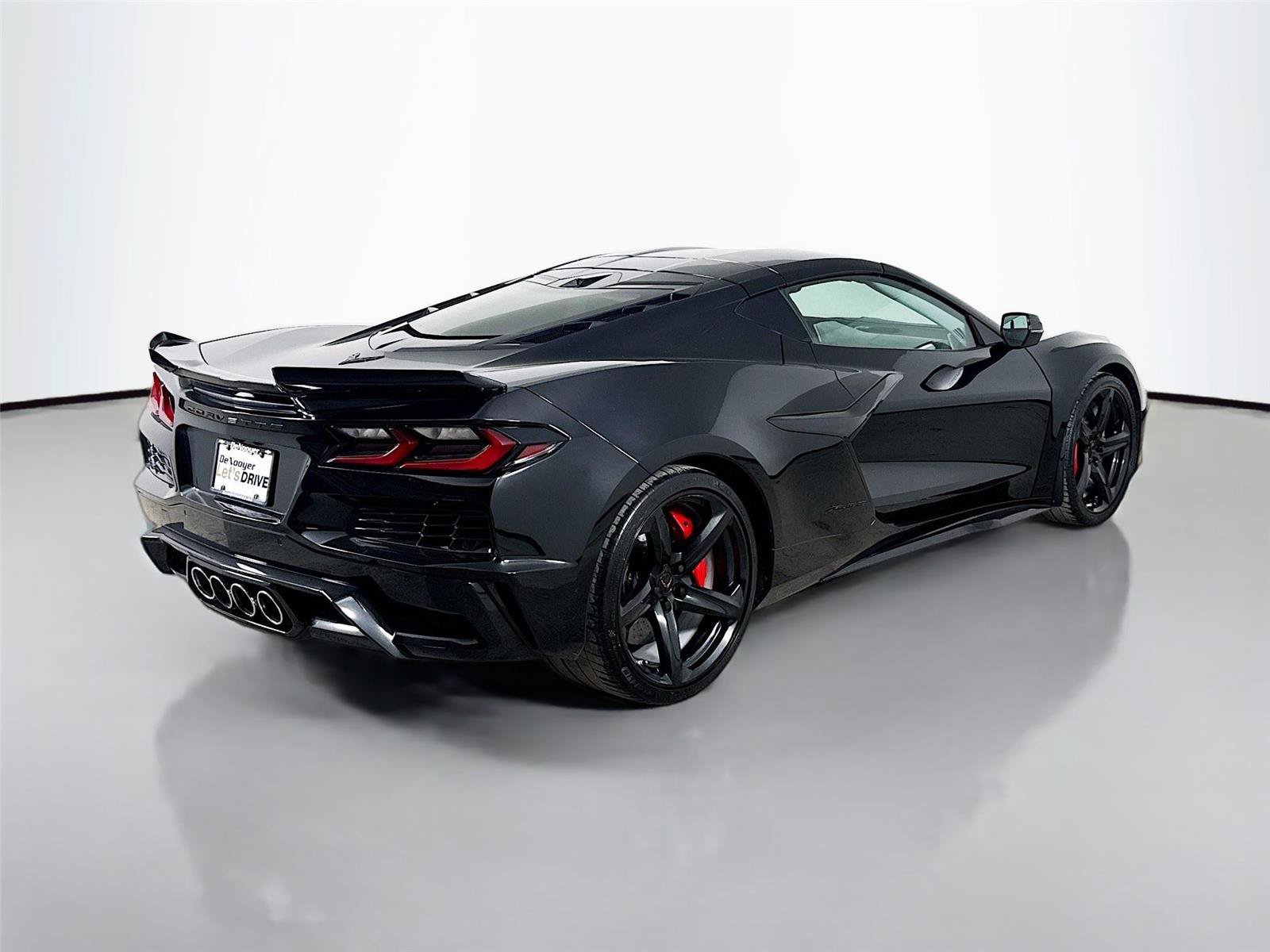 Used 2023 Chevrolet Corvette Z06 w/ Stealth Interior Trim Package RWD image 9