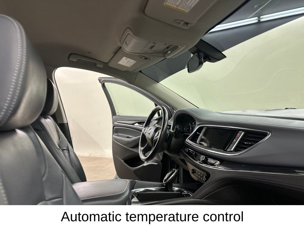Used 2021 Buick Enclave Essence AWD/4WD image 22