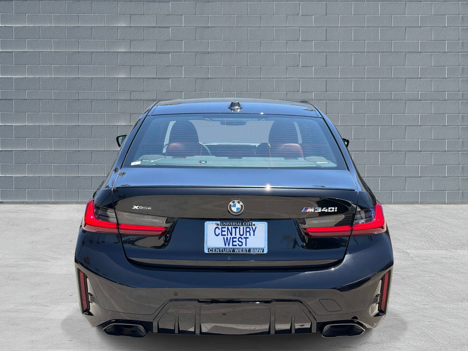 Used 2025 BMW M340i xDrive AWD/4WD image 4