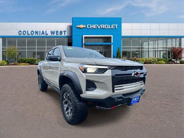 Used 2024 Chevrolet Colorado ZR2 w/ Safety Package AWD/4WD image 19