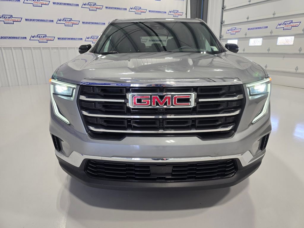 Used 2025 GMC Acadia Elevation image 11