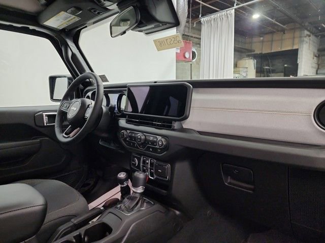 New 2025 Jeep Gladiator Sport image 31