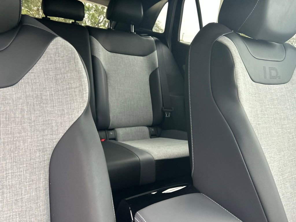 Used 2024 Volkswagen ID.4 2WD image 35