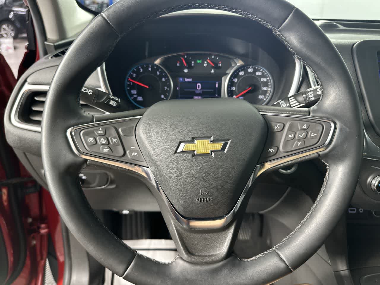 Used 2024 Chevrolet Equinox LT FWD image 4