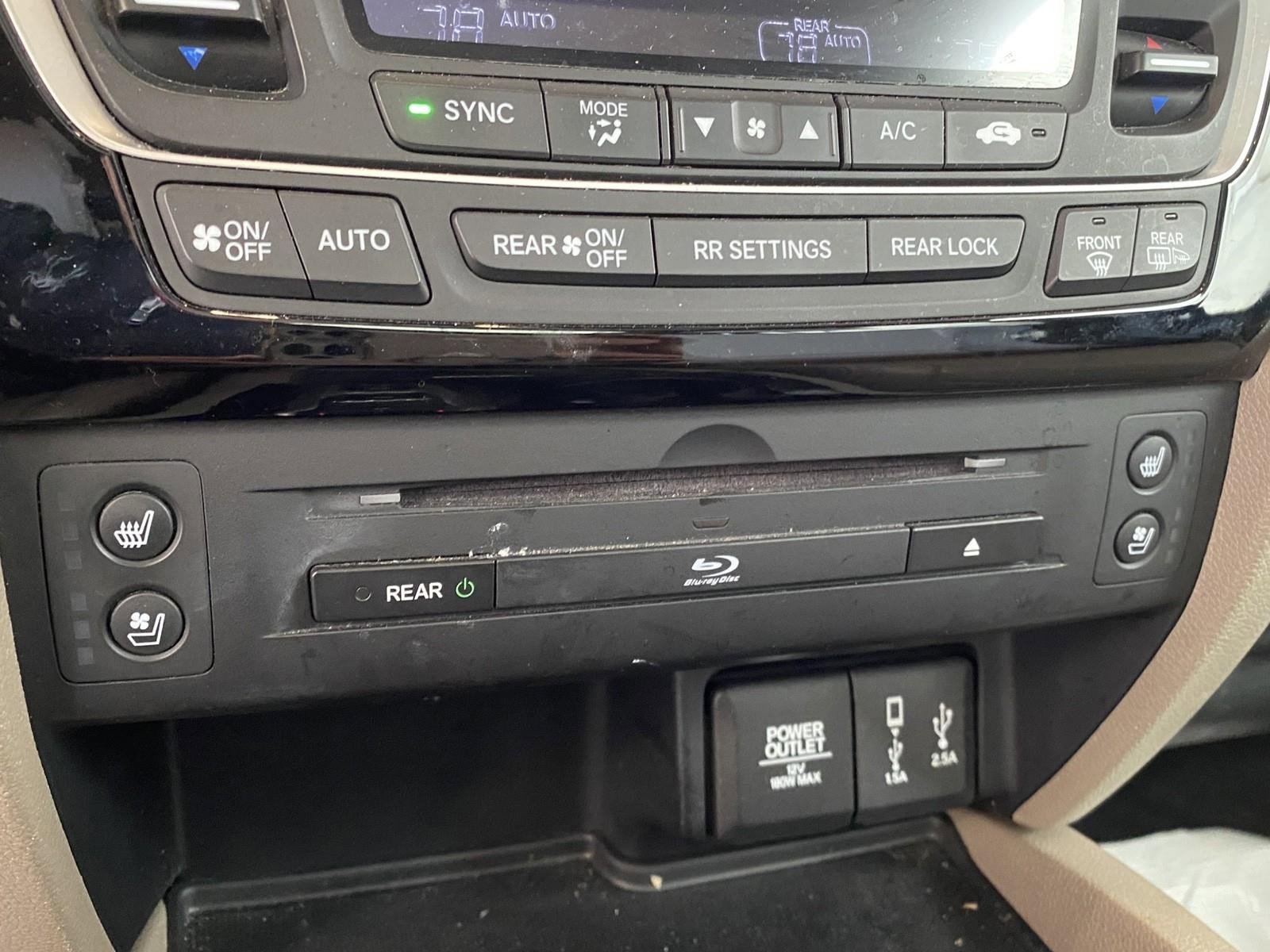 Used 2017 Honda Pilot Elite image 35