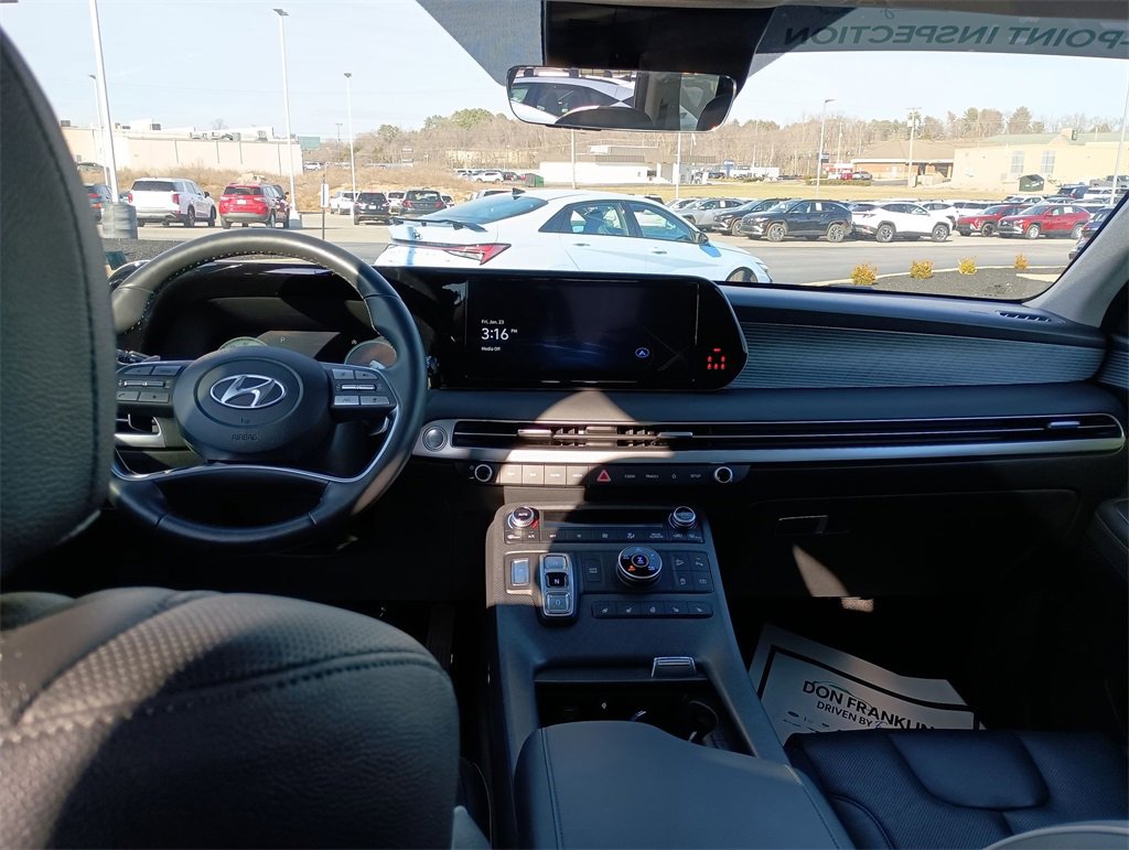 Used 2023 Hyundai Palisade Limited image 10