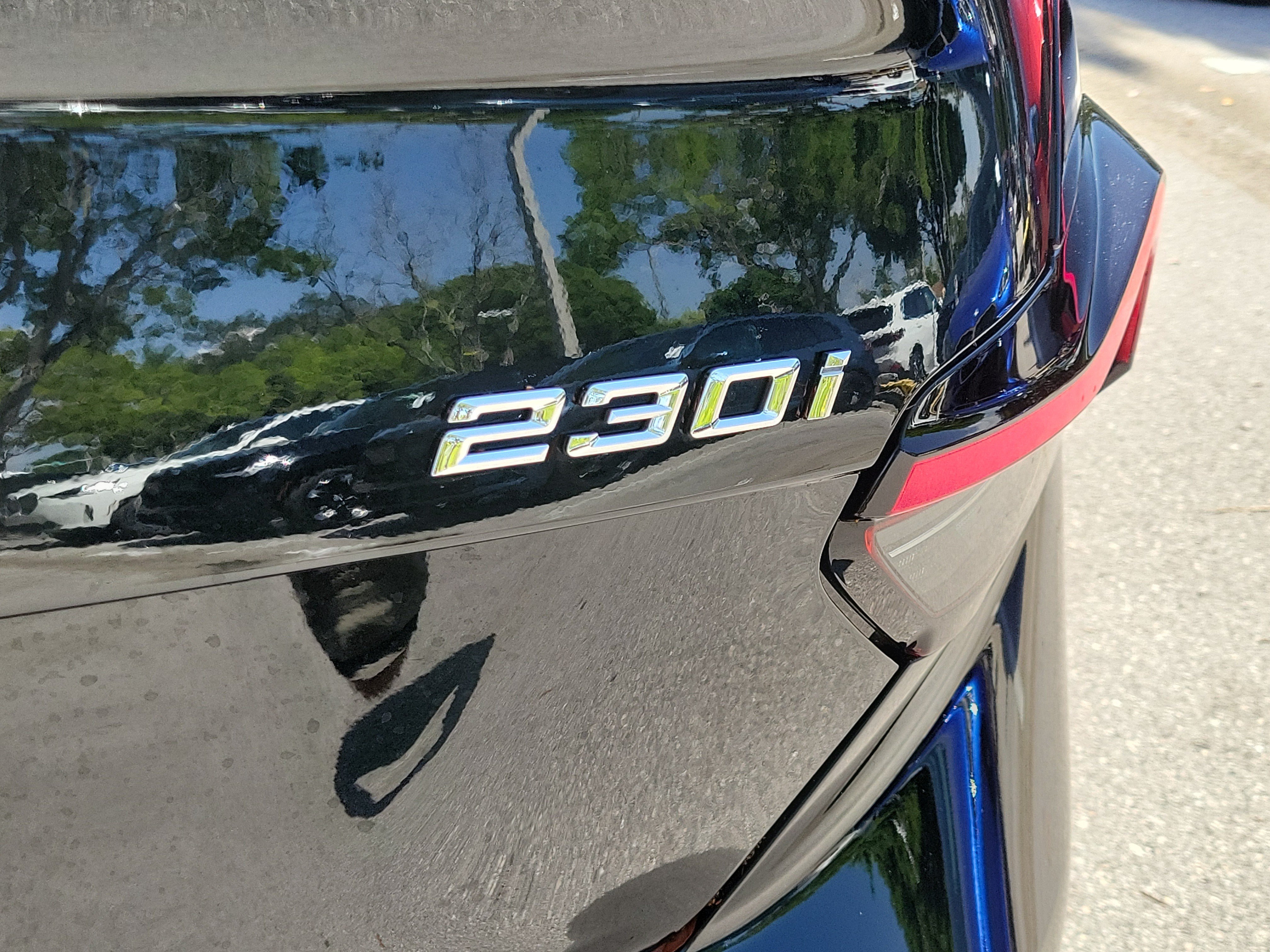 New 2025 BMW 230i Coupe w/ Convenience Package RWD image 5