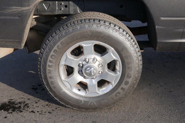 Used 2018 RAM 3500 SLT w/ Luxury Group image 11