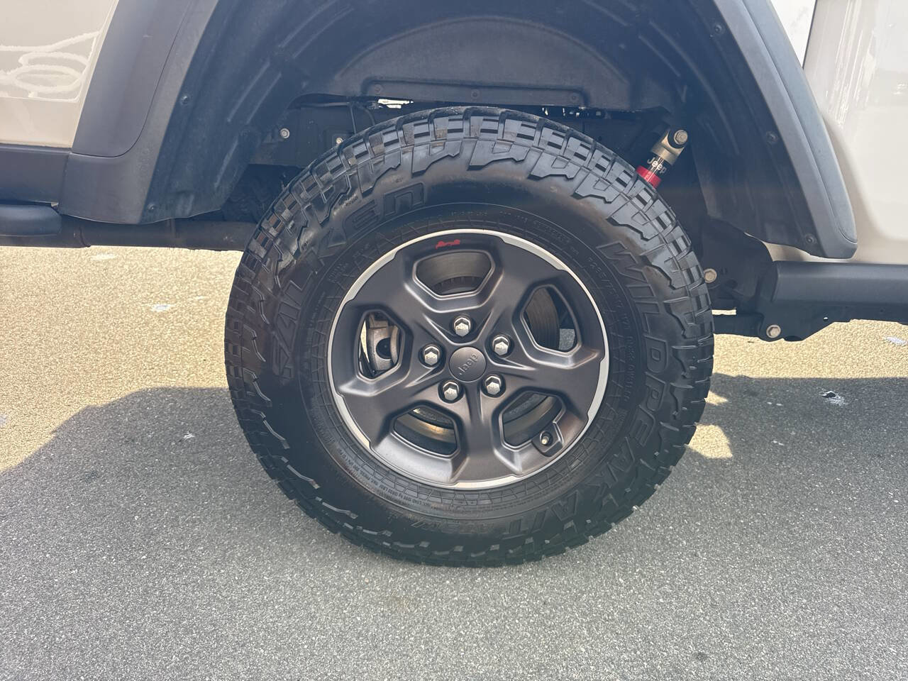 Used 2020 Jeep Gladiator Rubicon w/ Cold Weather Group image 26