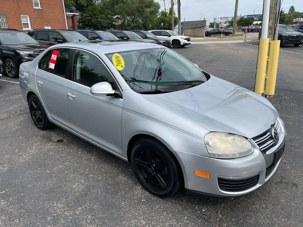 Used 2009 Volkswagen Jetta SE FWD image 3