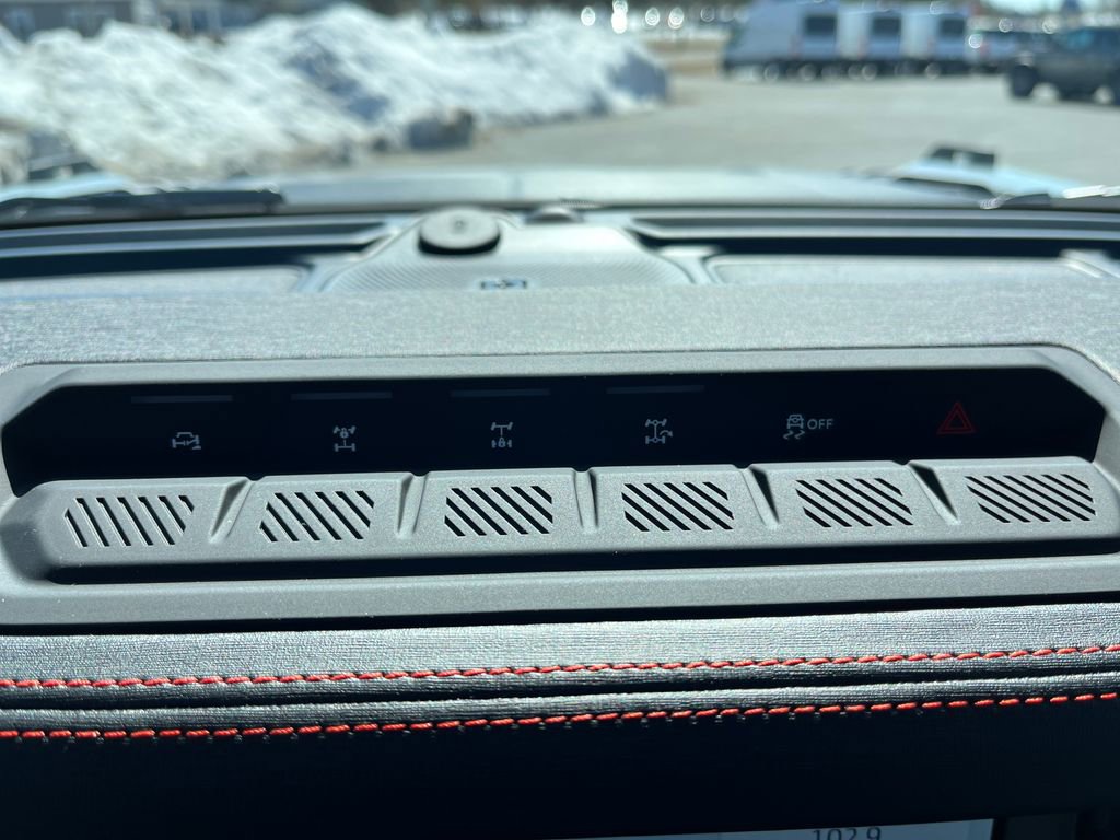 New 2026 Ford Bronco Raptor w/ Interior Carbon Fiber Pack image 36