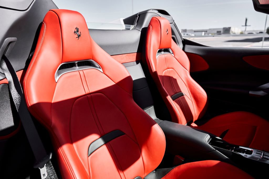 Used 2024 Ferrari SF90 Spider image 46