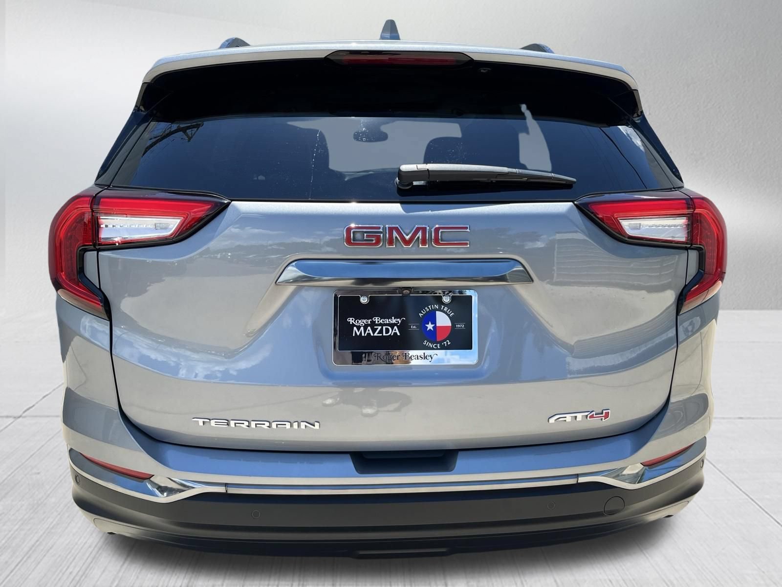 Used 2023 GMC Terrain AT4 w/ Tech Package AWD/4WD image 7