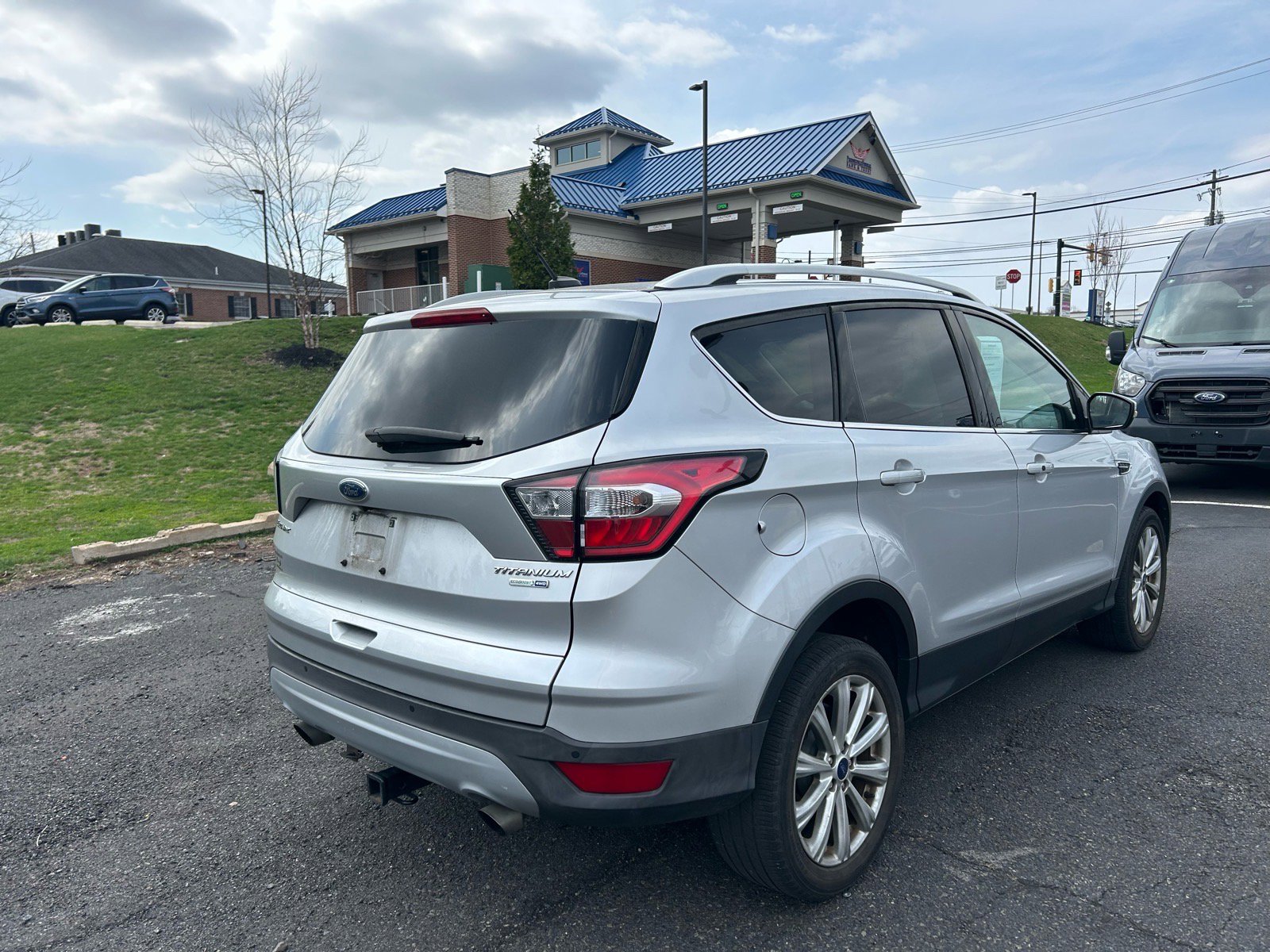 Used 2017 Ford Escape Titanium image 5