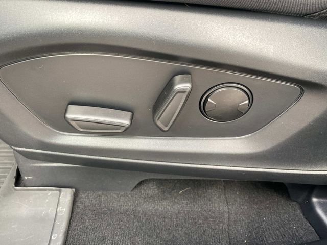Used 2025 Ford Explorer Active RWD image 20