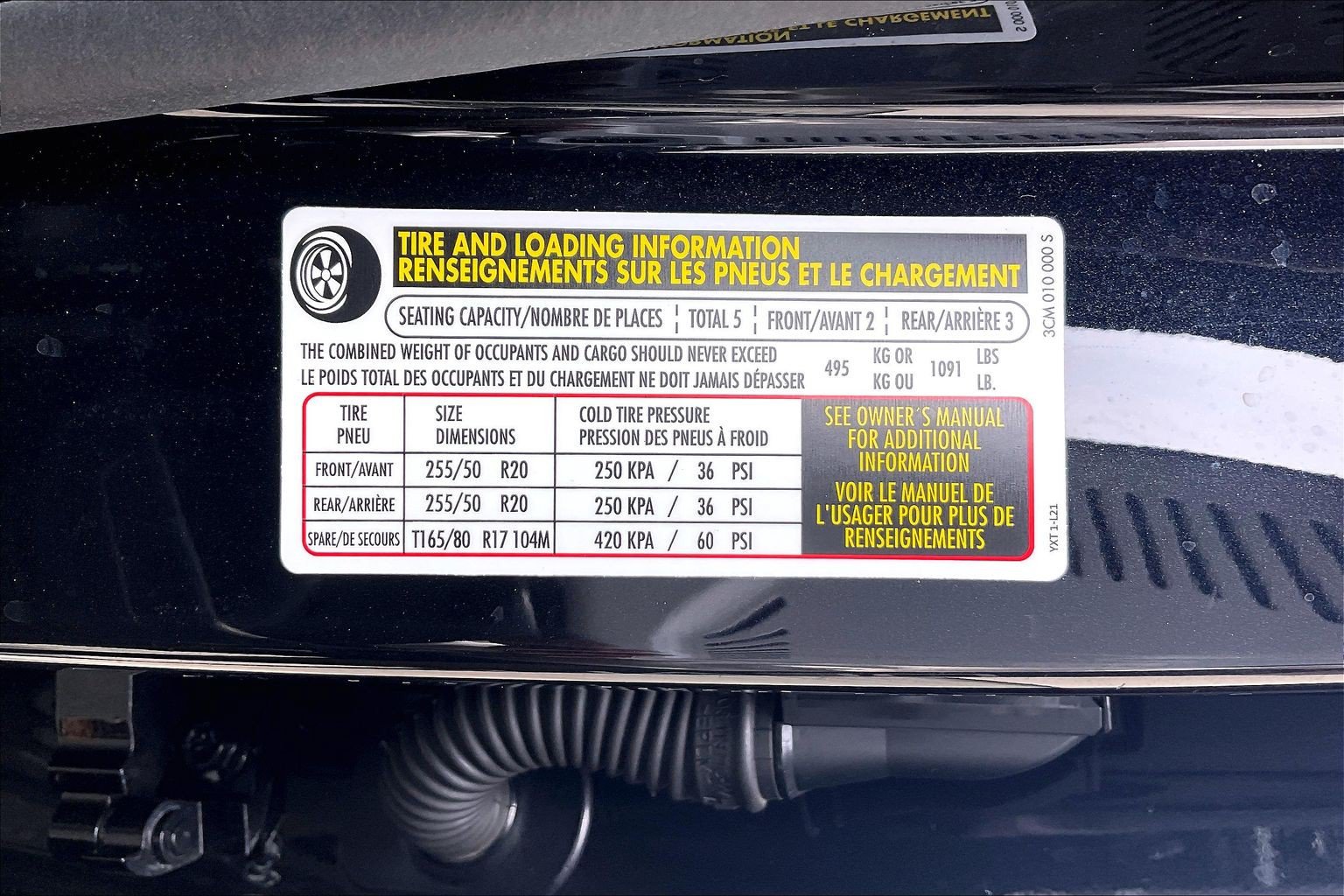 Certified 2022 Volkswagen Atlas Cross Sport SEL R-Line AWD/4WD image 33