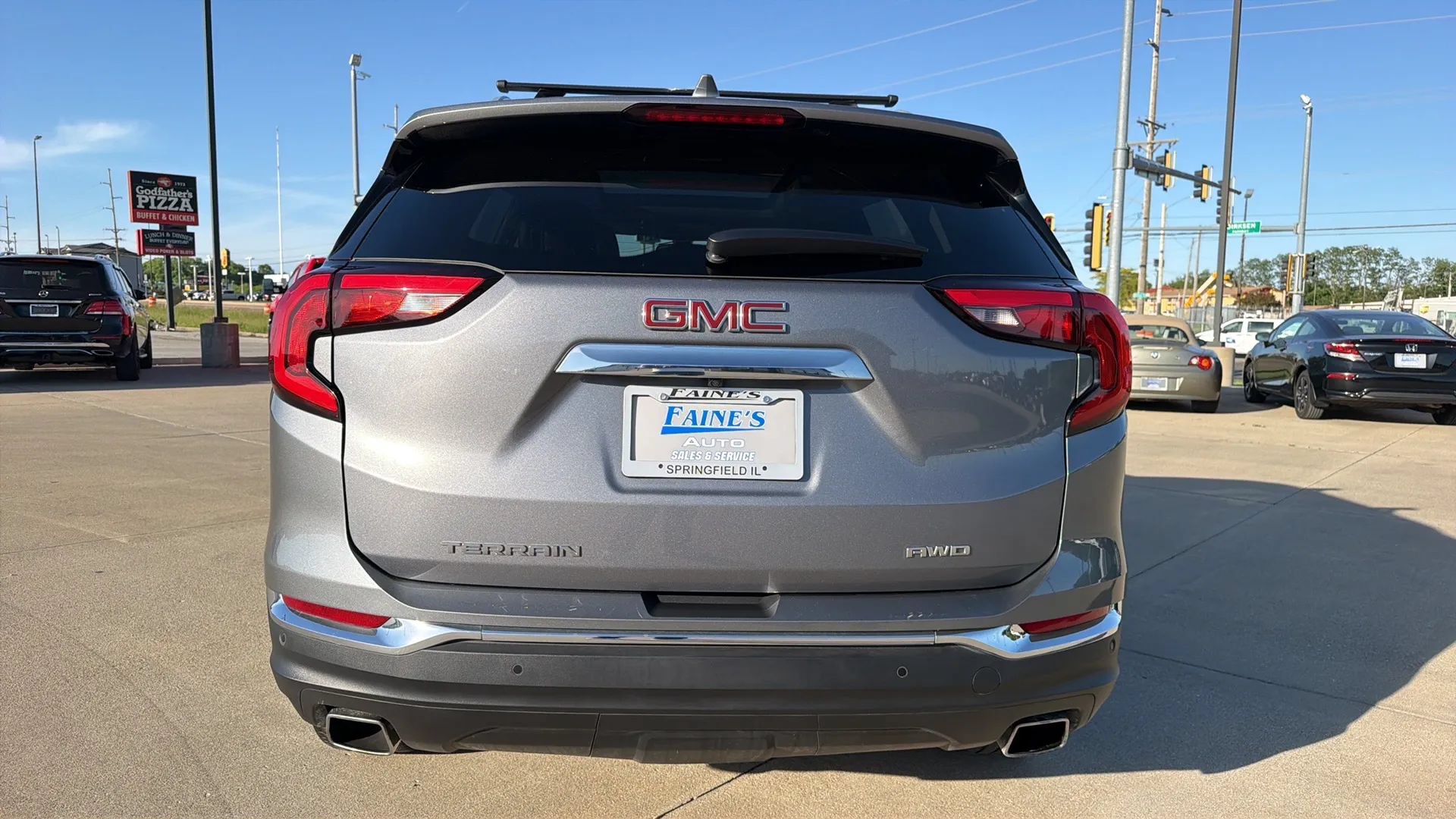 Used 2018 GMC Terrain SLT w/ Preferred Package AWD/4WD image 15
