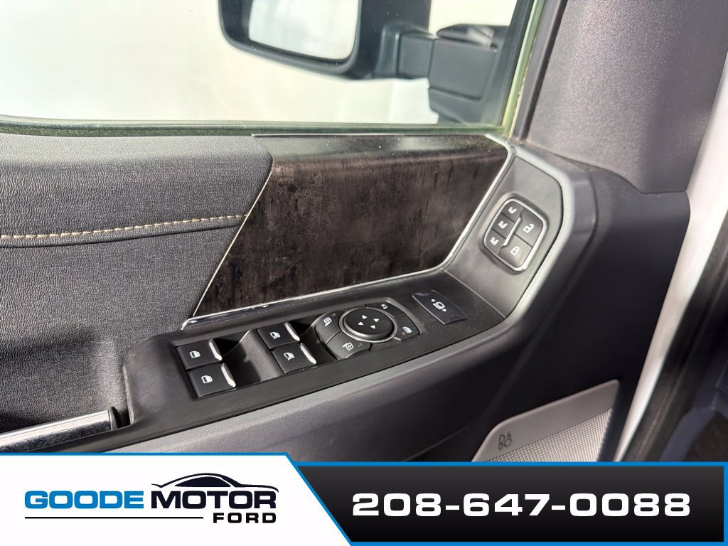 Used 2023 Ford F350 Lariat w/ Lariat Ultimate Package AWD/4WD image 10