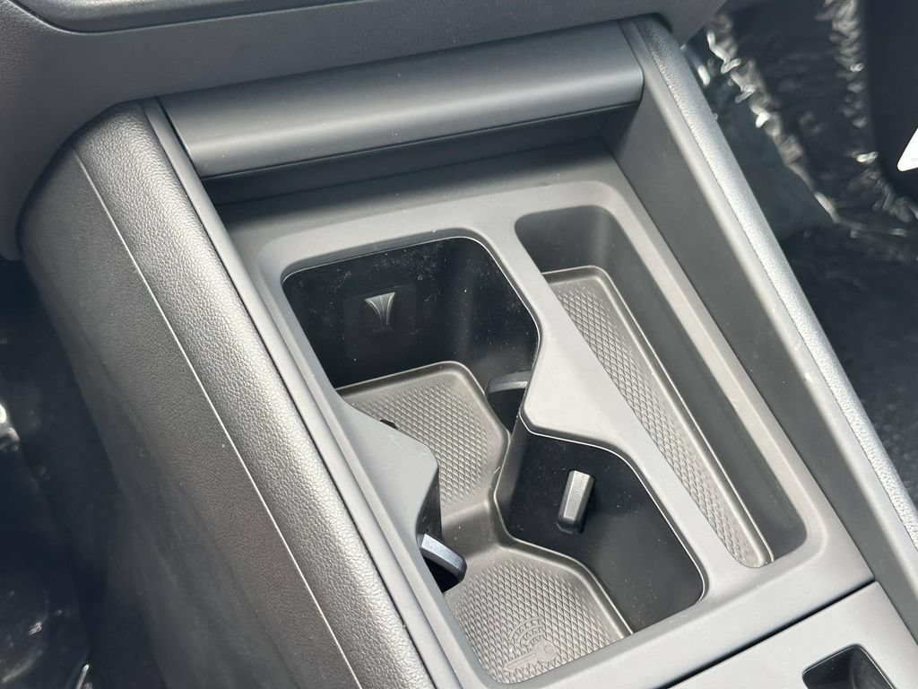 New 2026 Volkswagen Tiguan SE AWD/4WD image 22