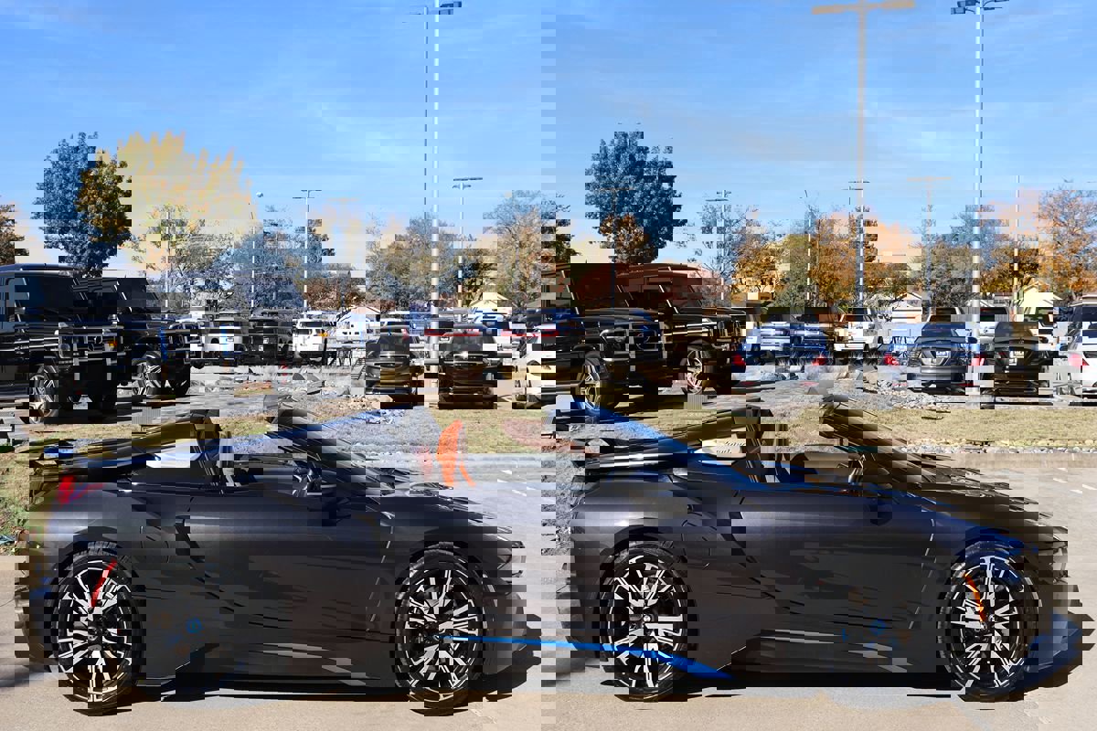 Used 2019 BMW i8 Roadster image 46