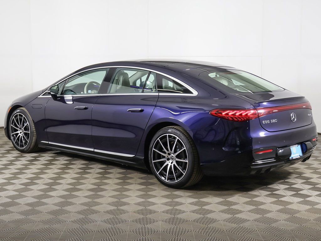 Used 2023 Mercedes-Benz EQS 580 4MATIC Sedan image 14