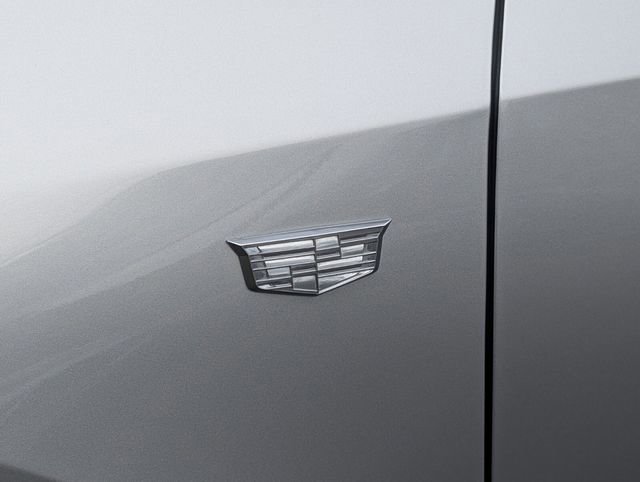 Used 2022 Cadillac XT4 Premium Luxury w/ Enhanced Visibility Package image 13