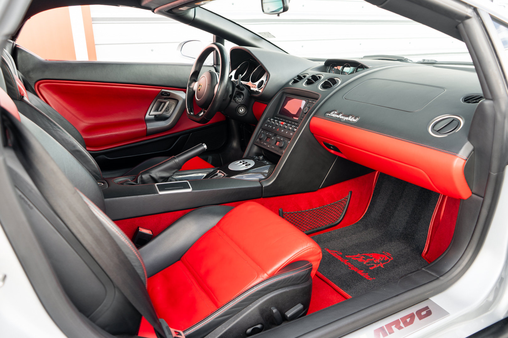 Used 2008 Lamborghini Gallardo Spyder AWD/4WD image 24