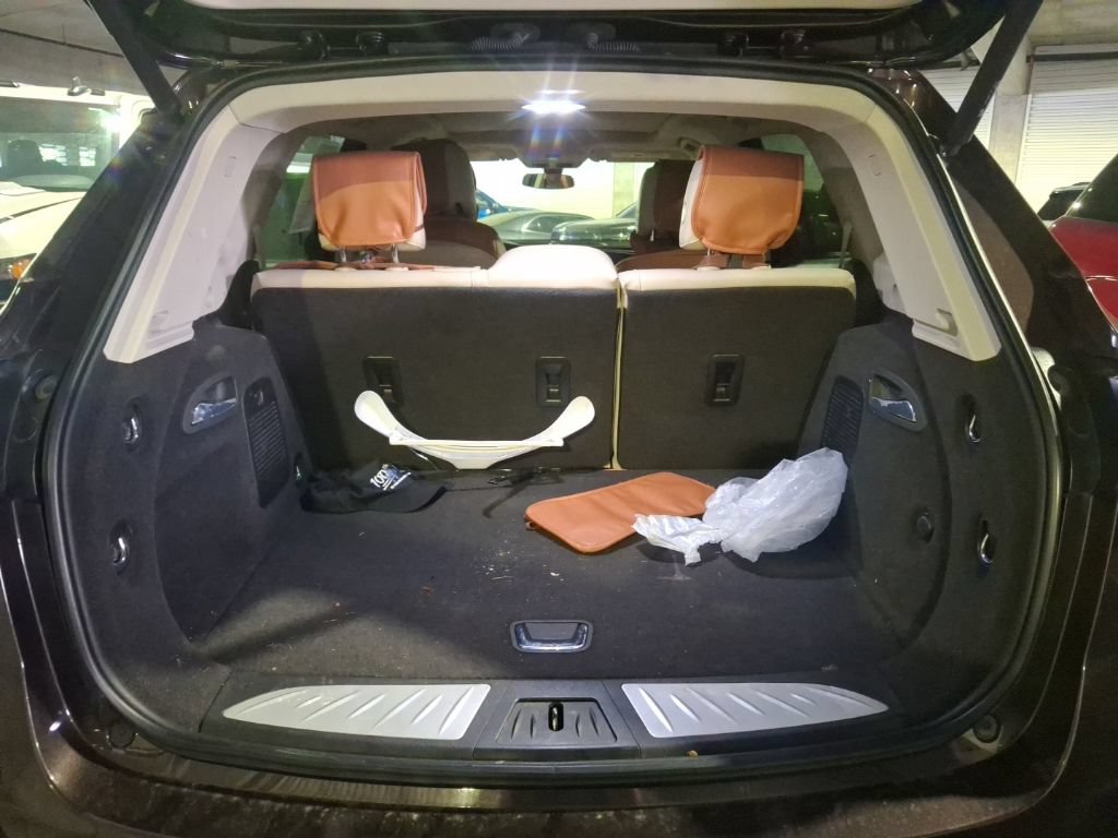 Used 2020 Buick Envision Preferred AWD/4WD image 8