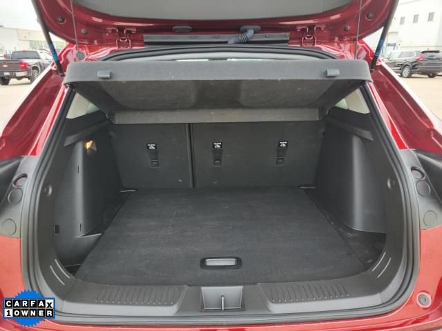 Used 2024 Chevrolet Trax LT w/ LT Convenience Package FWD image 7