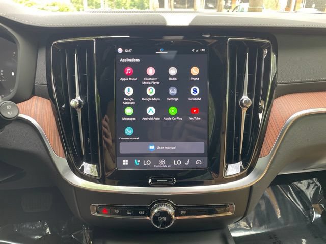 Certified 2025 Volvo V60 B5 Cross Country Ultra AWD/4WD image 20