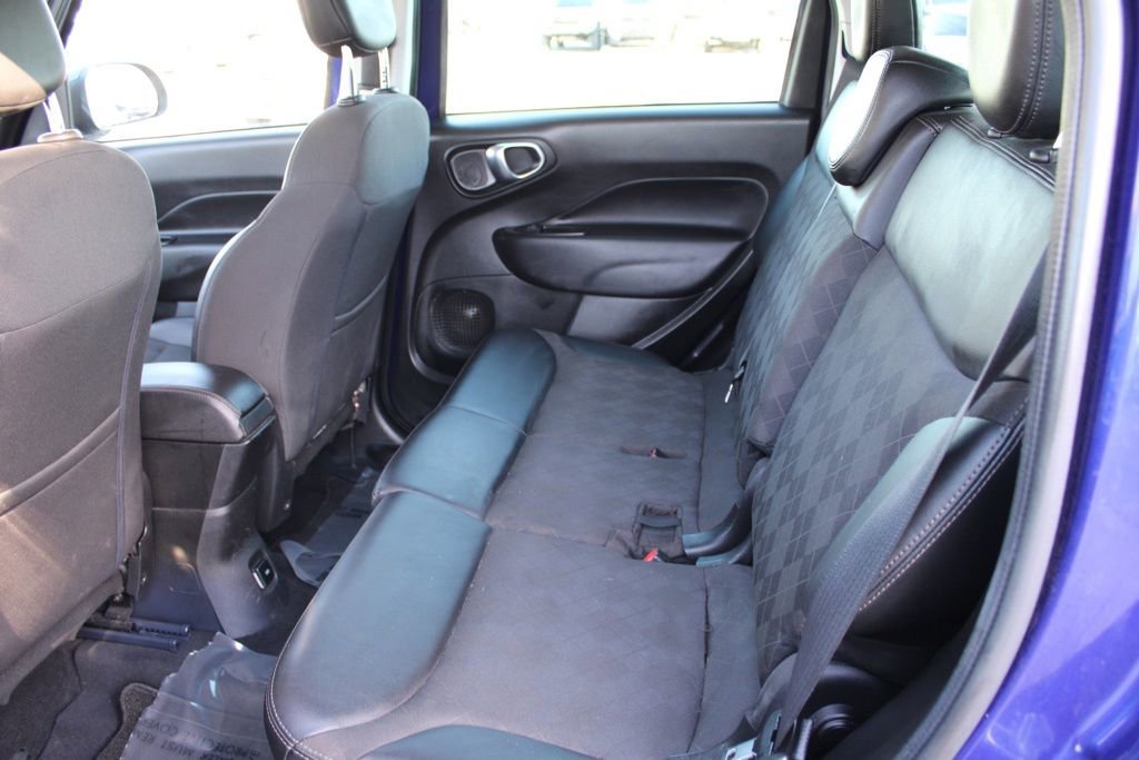 Used 2018 FIAT 500L Pop w/ Popular Equipment Group image 21