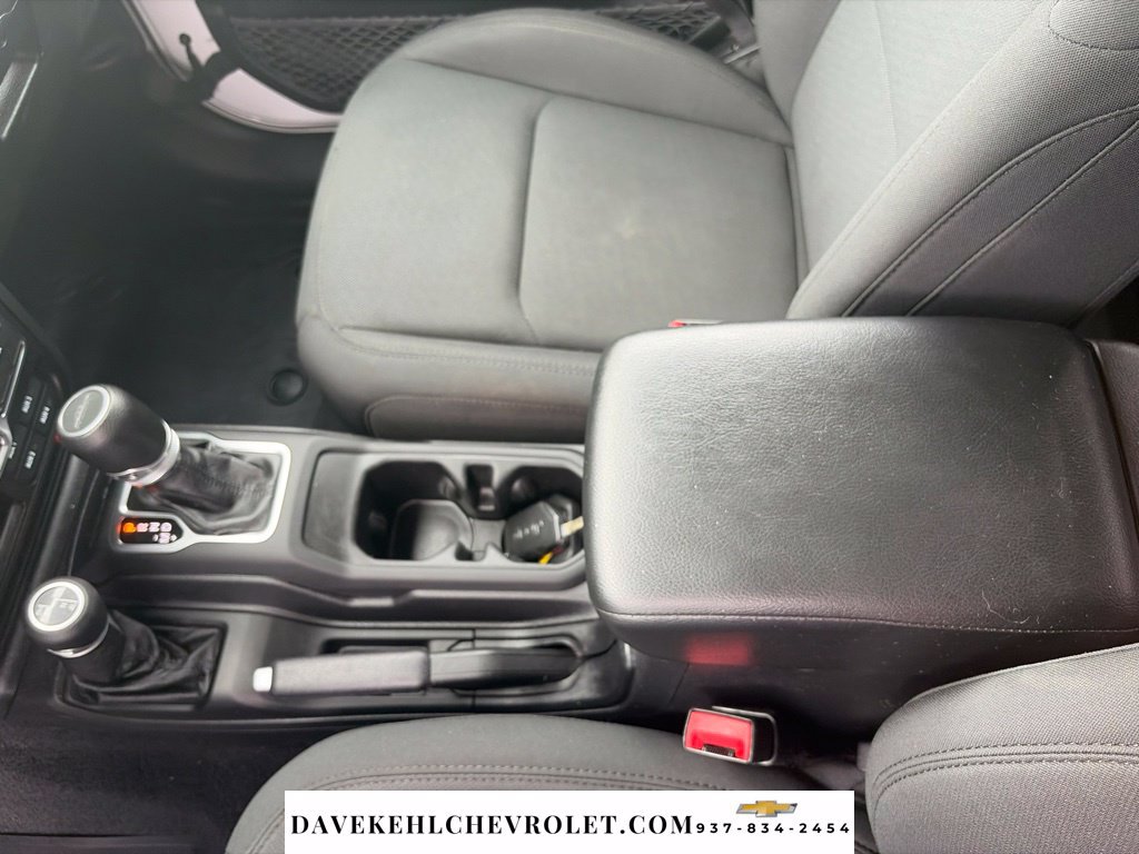 Used 2021 Jeep Gladiator Sport AWD/4WD image 15