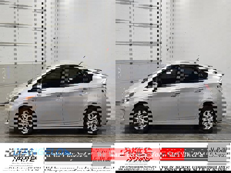 Used 2013 Toyota Prius Prime Plug-In Hybrid image 5