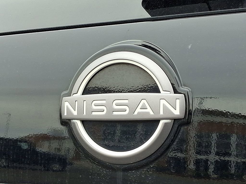 Used 2024 Nissan Rogue S image 29