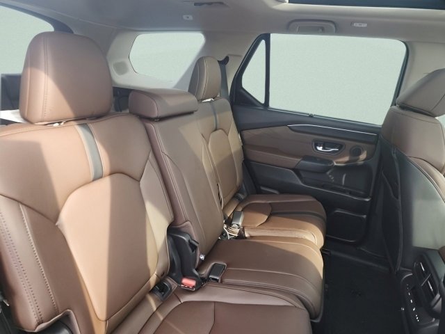 New 2026 Honda Pilot Touring image 18