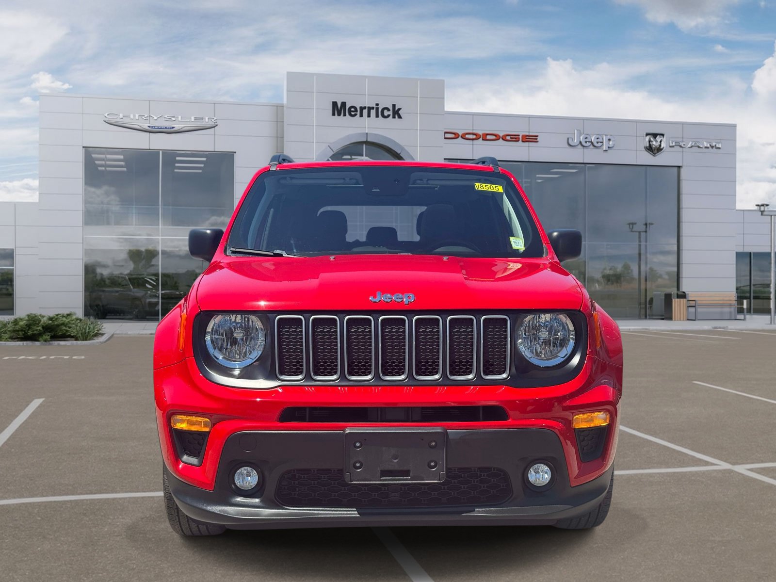 Certified 2023 Jeep Renegade Latitude w/ Sun/Sound Group AWD/4WD video 3