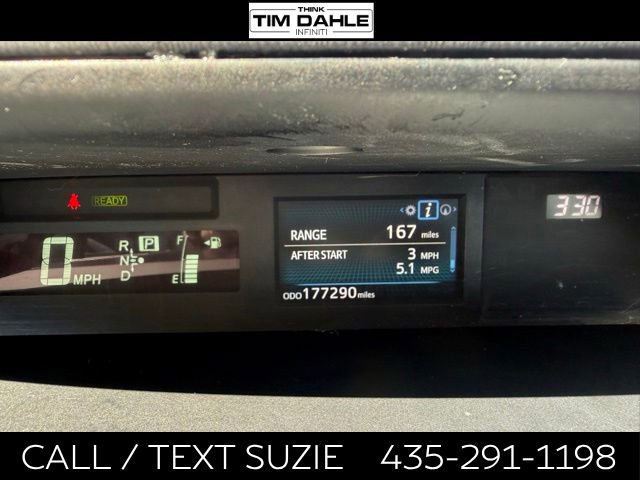 Used 2017 Toyota Prius V Three image 3