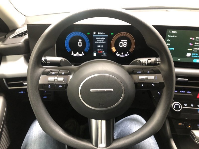 Used 2025 Hyundai Sonata SE image 24