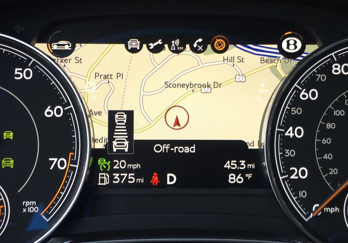 Used 2020 Bentley Bentayga Design Series image 41