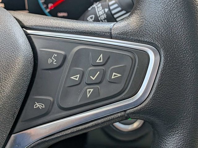 Used 2018 Chevrolet Equinox LT w/ LPO, Hit The Road Package FWD image 26
