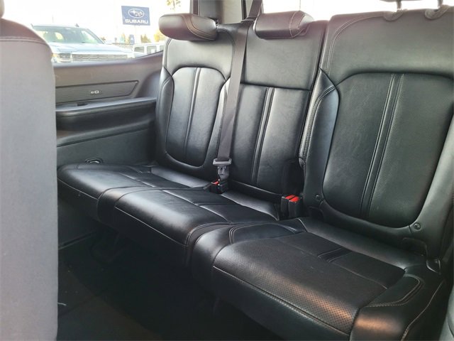 Used 2024 Jeep Wagoneer Series II w/ Flexible Seating Group image 17