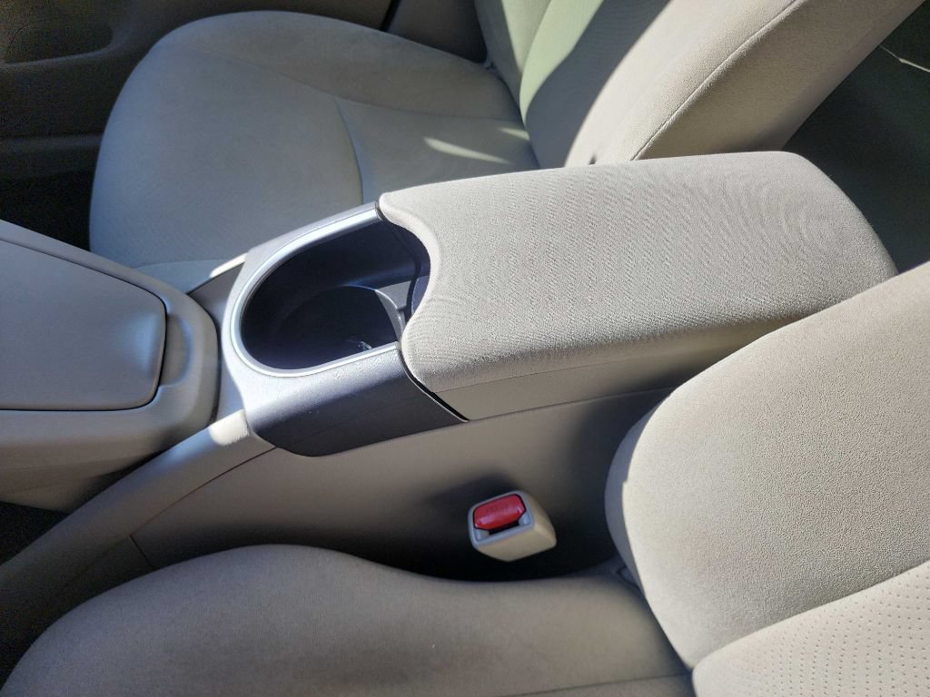 Used 2014 Toyota Prius Three FWD image 25