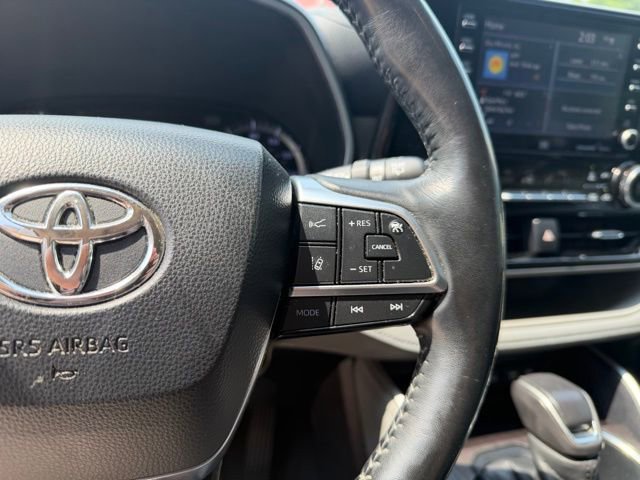 Used 2020 Toyota Highlander Limited image 35