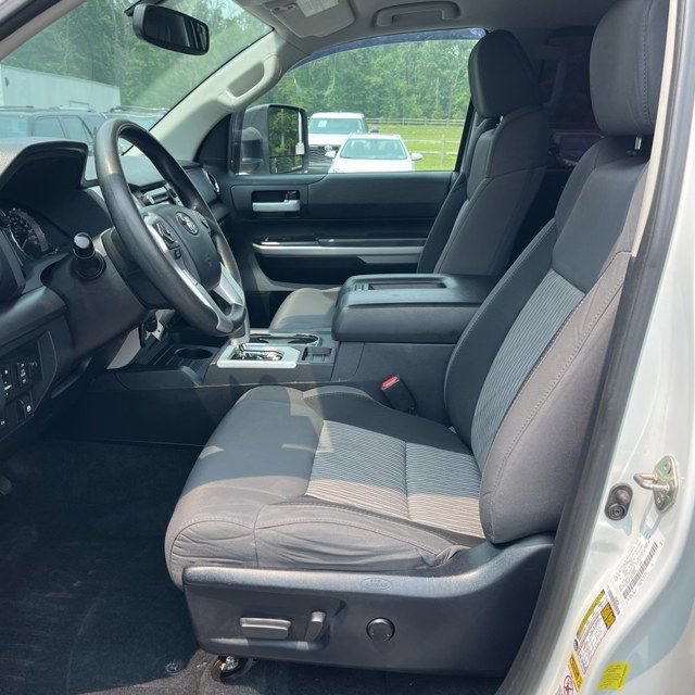 Used 2017 Toyota Tundra SR5 AWD/4WD image 22
