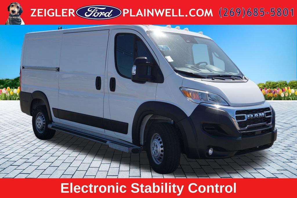 Used 2025 RAM ProMaster 2500 w/ U-Haul Equipment Group FWD image 7
